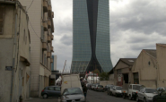 Le Dernier Cri  a černý penis v Marseille